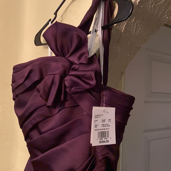 Purple Wedding Dresses - Picture 3 of 4